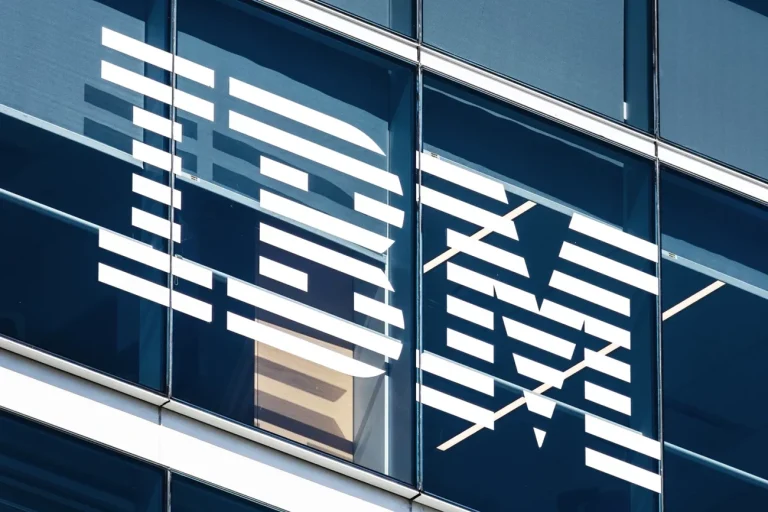 IBM compra Confluent por US$ 11 bilhões para expandir oferta de dados em nuvem